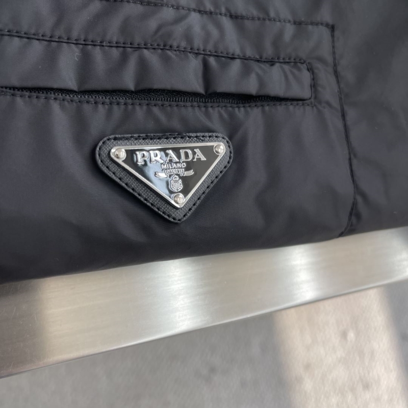 Pra*a outwear